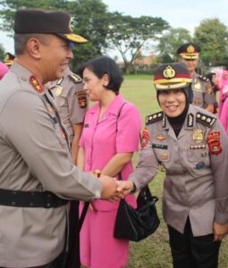 Nila Marlina Nasution SE MH naik pangkat dari Kompol ke AKBP dalam acara kenaikan pangkat yang dipimpin Kapolda Sumsel, Irjen Pol A. Rachmad Wibowo, SIk