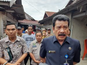 Kunjungan Dan Silahturahmi Kepala Dinas Sosial Provinsi Sumsel Ke Salah Satu Warga Kertapati