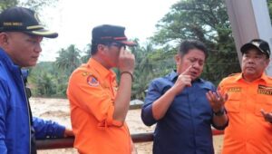 Gubernur Sumsel dan Bupati Lahat Tinjau Lokasi Banjir di Kabupaten Lahat