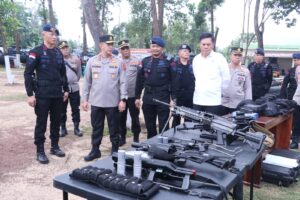 Kapolda Sumsel Irjen Pol A.Rachmad Wibowo SIK  meninjau Mako Brimob Batalyon C Polda Sumsel serta pengecekan lokasi rencana pembangunan asrama
