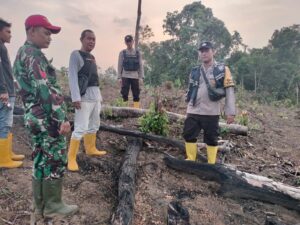 Polsek Talang Ubi Menemukan Adanya Titik Hotspot Kebakaran Karhutla di Desa Talang Akar Kecamatan Talang Ubi