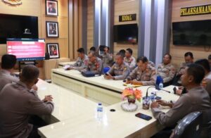 Polres Lahat Zoom Metting Anev Pelaksanaan Program Polisi RW