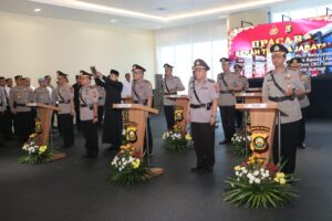 Kapolda Sumatera Selatan Irjen Pol A.Rachmad Wibowo SIK  Serah Terima Pejabat utama dan beberapa Kapolres Jajaran Polda Sumsel