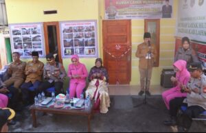 Kapolres Lahat Serahkan Kunci Rumah Layak Huni