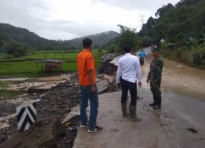 Curah Hujan Tinggi, Beberapa Titik Ini Kembali Banjir dan Longsor