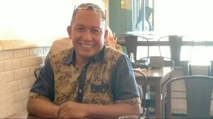 Bupati Lahat Jalankan Visi Misi, Berobat dan Sekolah Gratis Berjalan,  Pembangunan Jalan Sudah 80 %