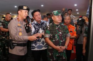 Kepala Staf TNI Angkatan Darat (KASAD) Jenderal TNI Dr Dudung Abdurachman Melakukan Pengecekan Kesiapan Pasukan