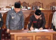 Hambali Lukman Wakil Ketua DPRD Kota Lubuklinggau Pimpin Rapat Paripurna Pansus