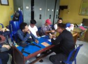 LSM GEMPUR Serukan Perubahan  Penerimaan Tuntutan Di Halaman Mapolda Sumsel