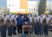 Setelah Upacara HUT RI Ke-79, Kepala Sekolah Mendapat Kejutan Dari Warga SMK Negeri 1 Lahat