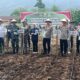 Kapolres Lahat Ikuti Zoom Penanaman Jagung Serentak Kuartal III di Pekarangan Polsek Pajar Bulan