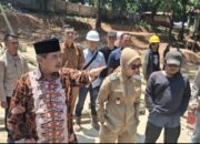 Tinjau Pembangunan Taman Ribang Kemambang, Bupati dan Wabup Lahat : Target  Desember Pembangunan Selesai