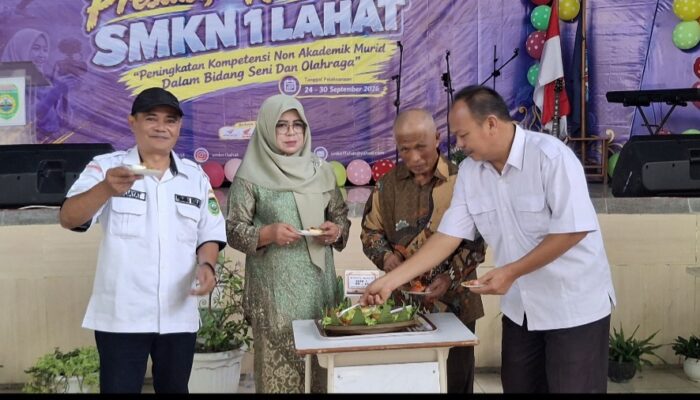 Rayakan HUT Ke- 61 dengan Sederhana, SMKN 1 Lahat Dorong Kekompakan, Kreasi dan Bakat